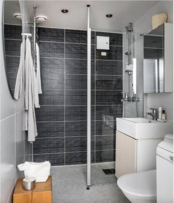 Scandinavian 2-Rooms Apartment City Center Helsinki Exterior foto
